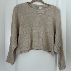 Hollister Women's Beige Cable Knit Sweater
